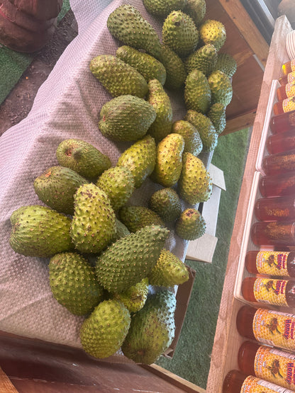 3 pounds sour sop/sweet sop box