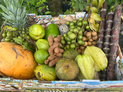 Caribbean girl Mixed tropical fruit box